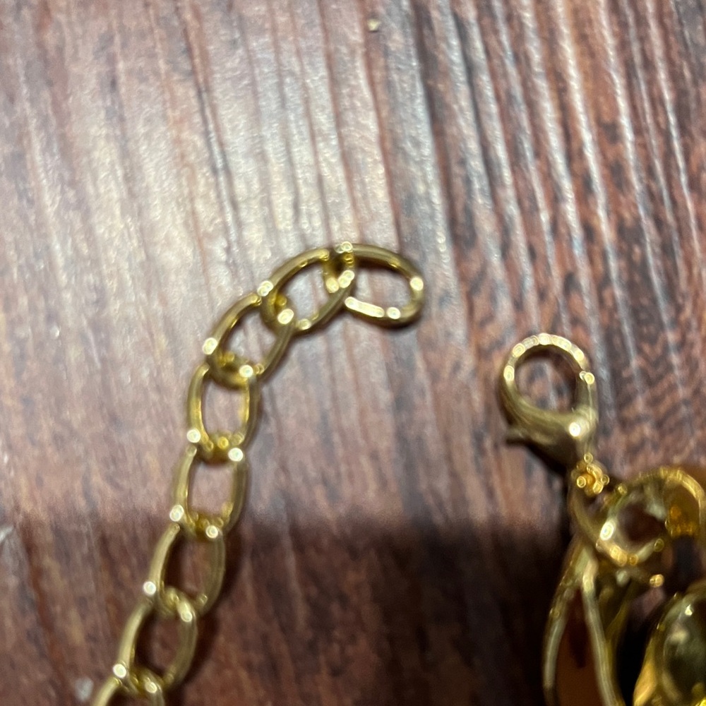 Chic Gold and Pink Chain Necklace - Picture 3 of 3